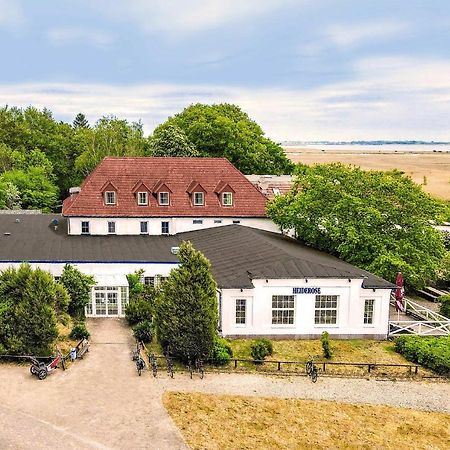 Hotel Heiderose Hiddensee Neuendorf  Экстерьер фото