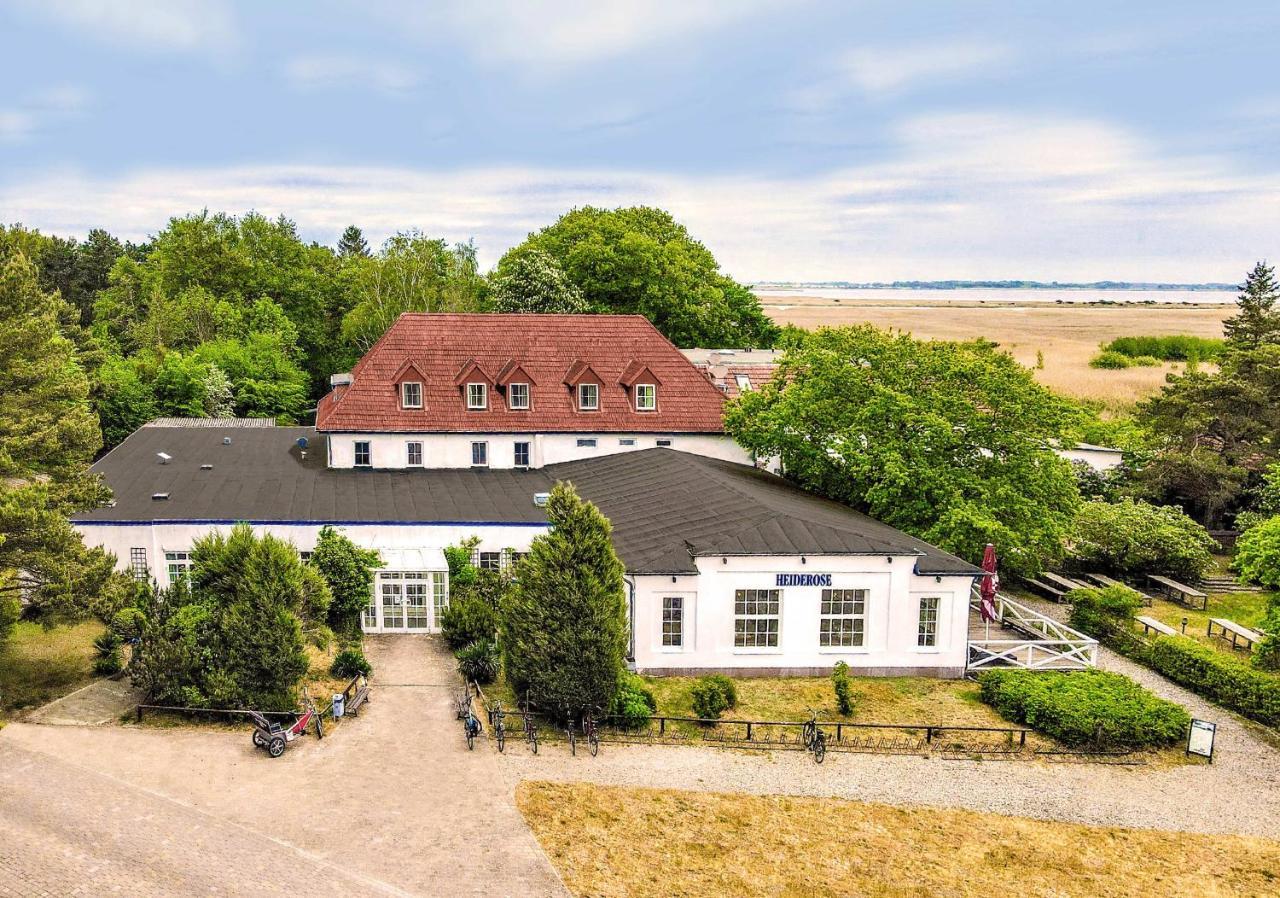 Hotel Heiderose Hiddensee Neuendorf  Экстерьер фото
