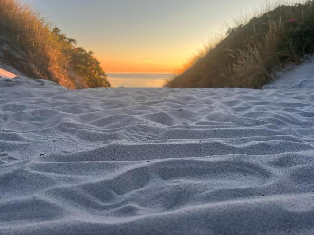 Hotel Heiderose Hiddensee Neuendorf  Экстерьер фото